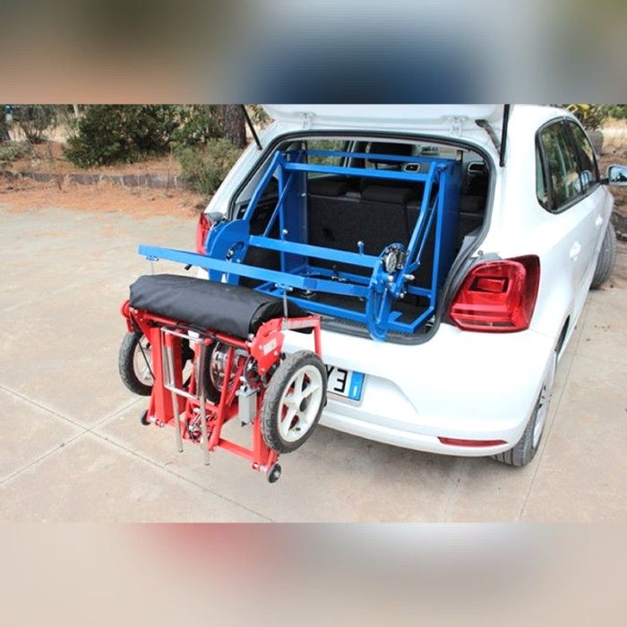 Car Wheelchair Hoist 1